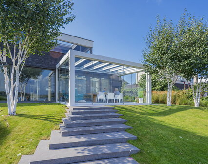 Dit is een afbeelding van een Verasol CUBE tuinkamer